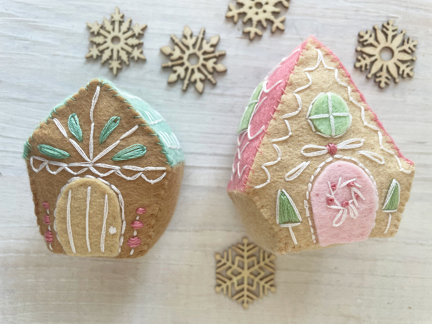 Gingerbread Houses felt plush ornament Sewing Pattern