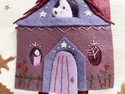 Haunted Witch House Quiet Book Sewing Pattern for felt Baba Yaga Halloween house