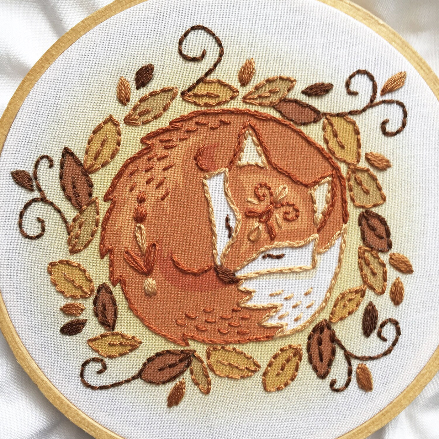 Sleeping Fox Embroidery fabric sampler, Woodland Animals Design