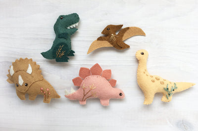 Dinosaurs Felt Animals sewing pattern, set 1, T-rex, stegosaurus
