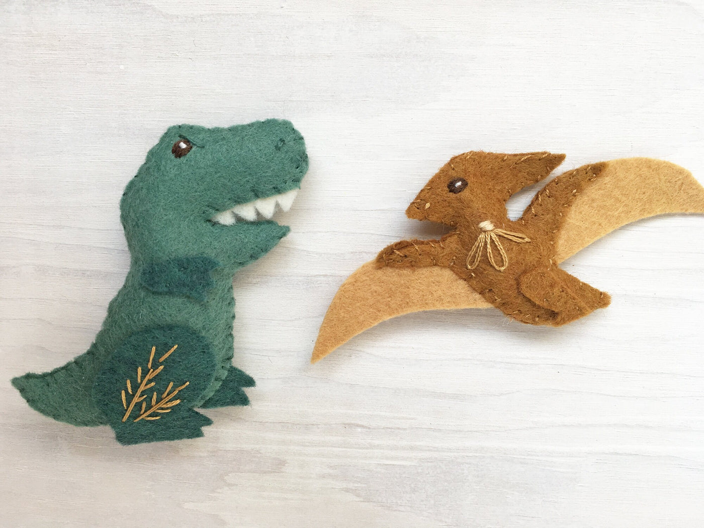 Dinosaurs Felt Animals sewing pattern, set 1, T-rex, stegosaurus
