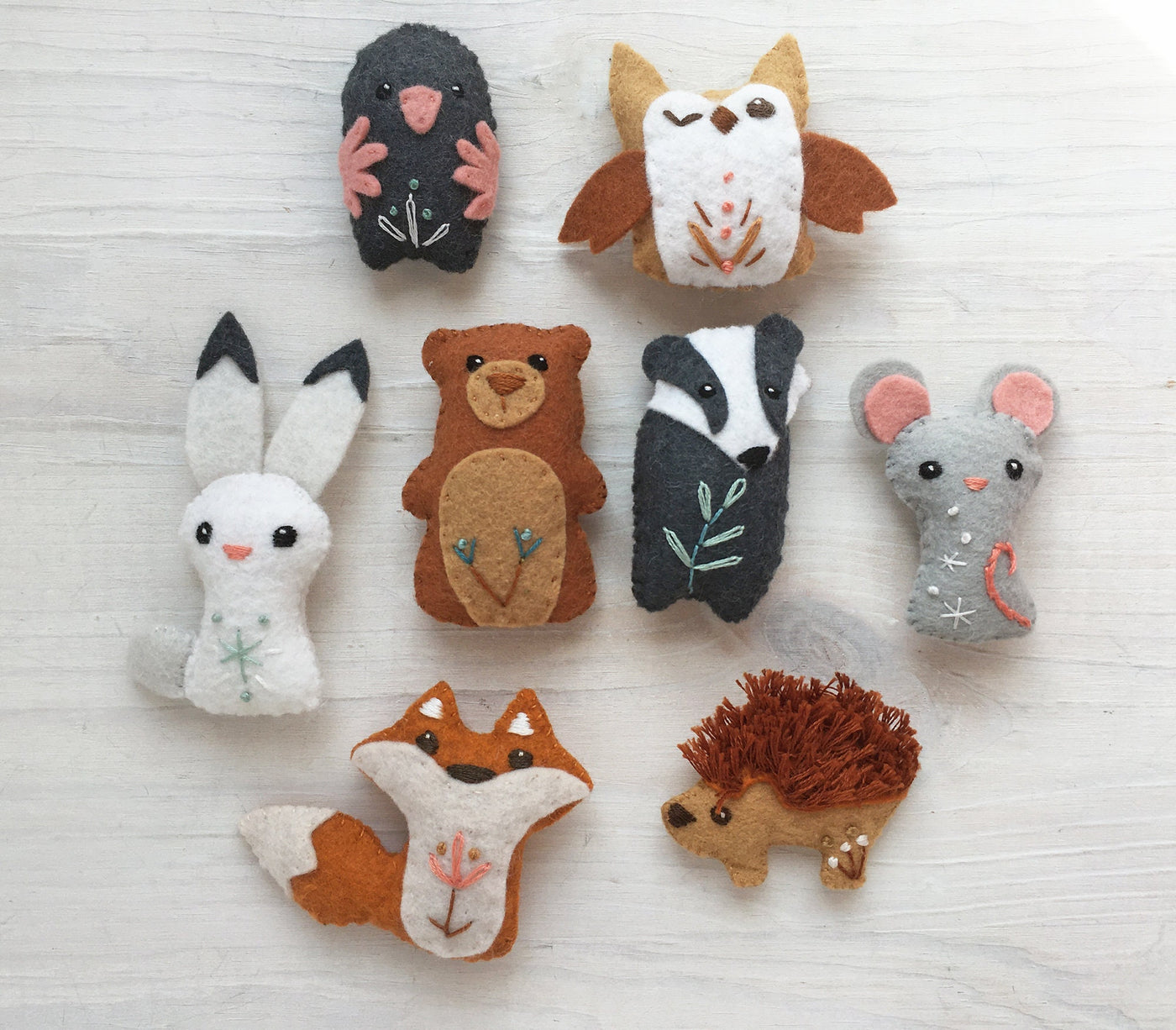 Mitten Felt Animals Sewing Pattern, Christmas story plush toys – Little  Dear Shop