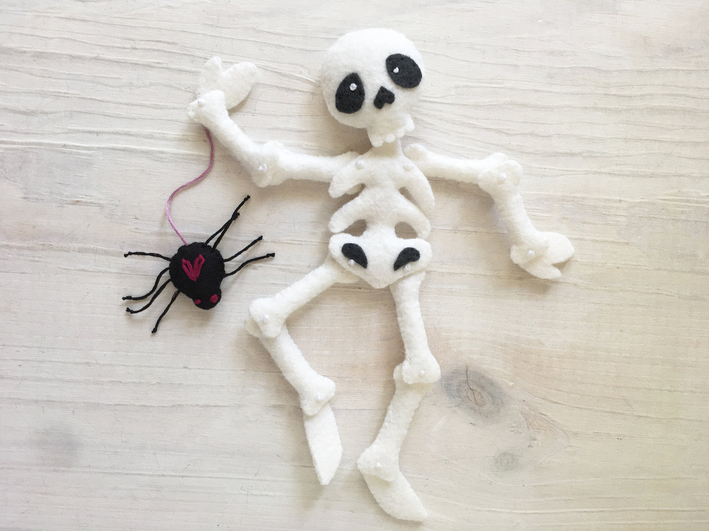 halloween skeleton pattern